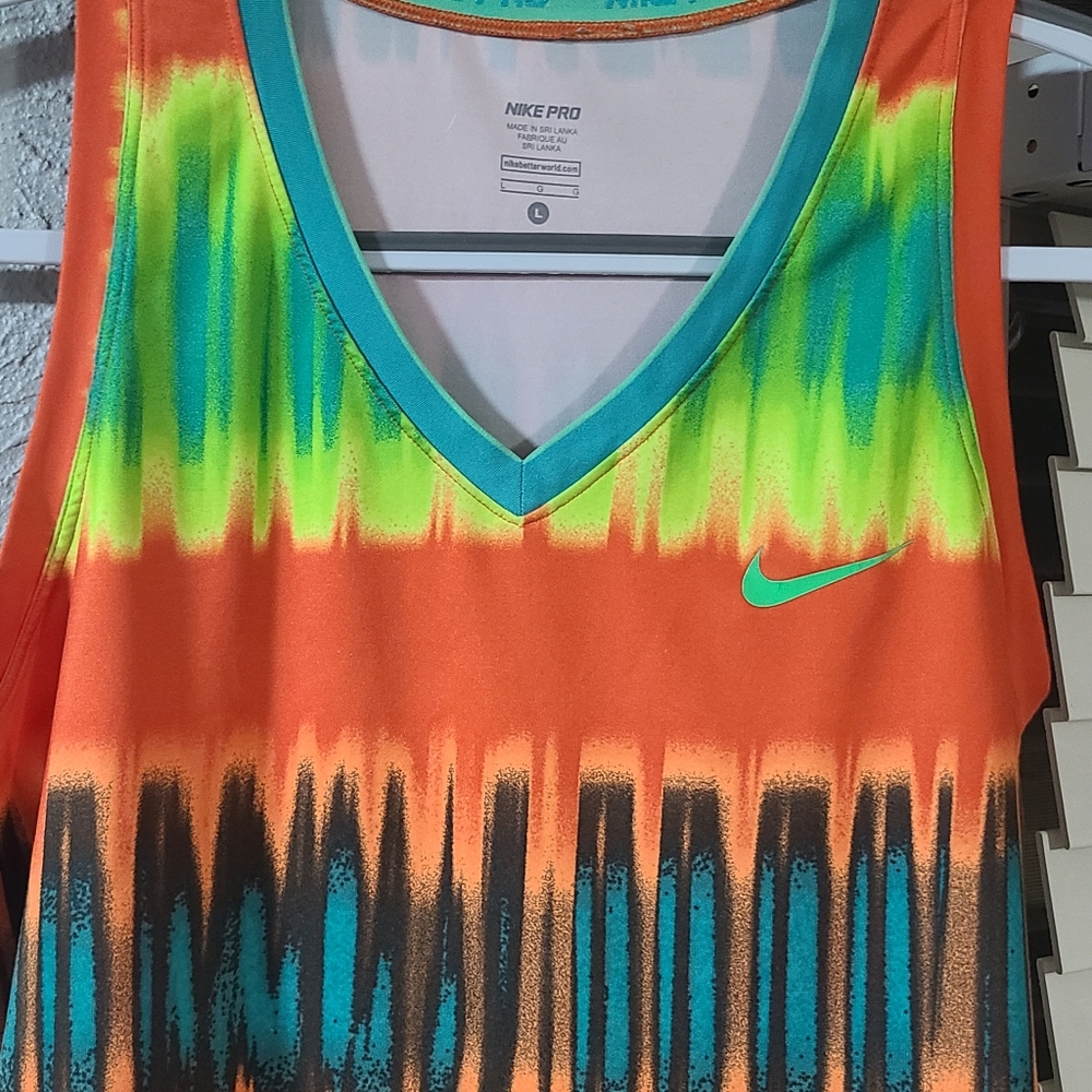 Nike Pro women's tank top sport wear striped multi Vibrant Striped Tank Top - Picture 11 of 12